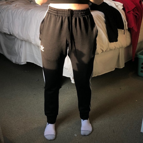 black adidas pants